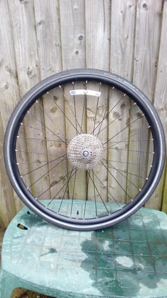 700c 6 bolt disc rear wheel